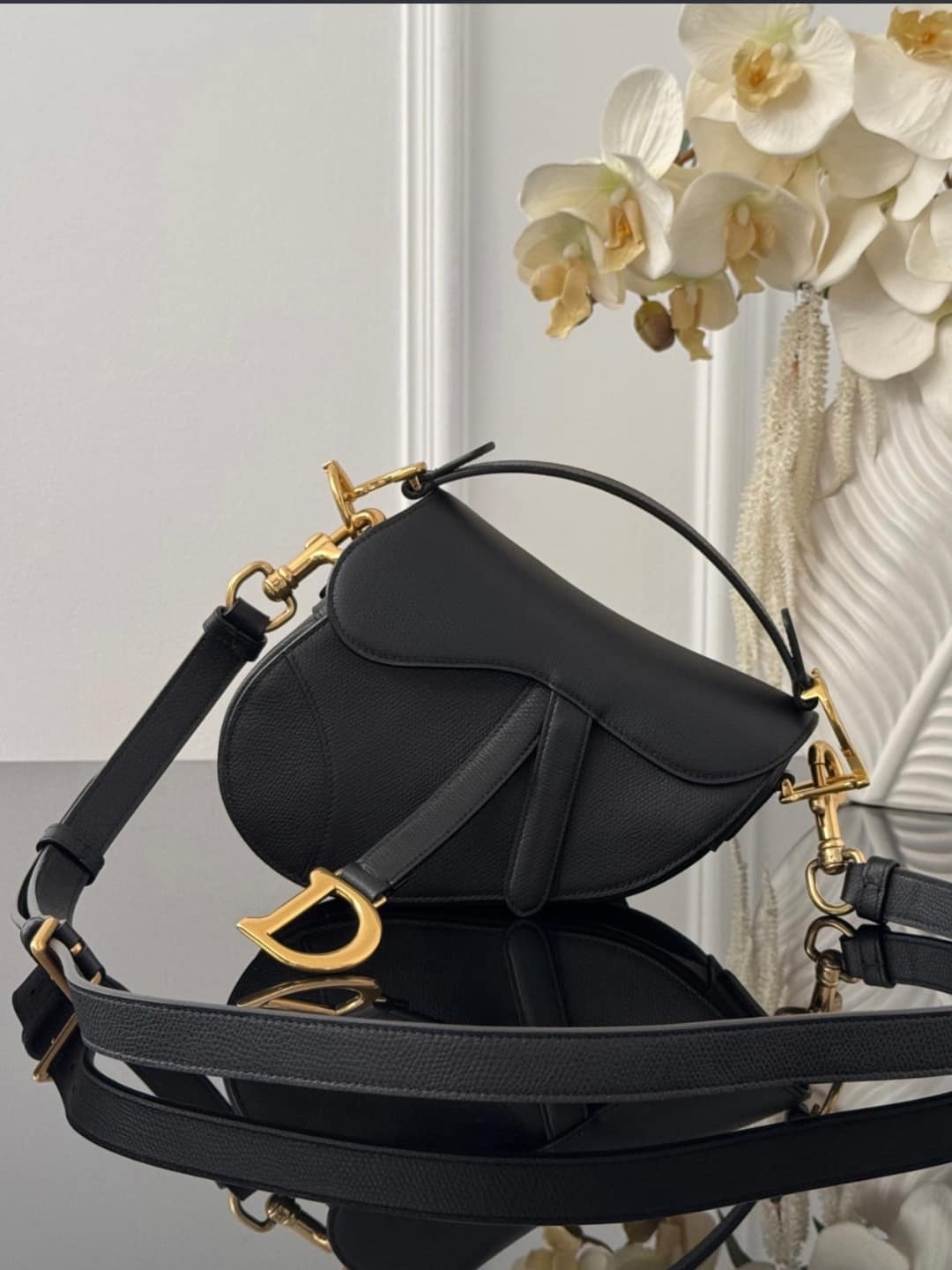 Saddle - Small Black