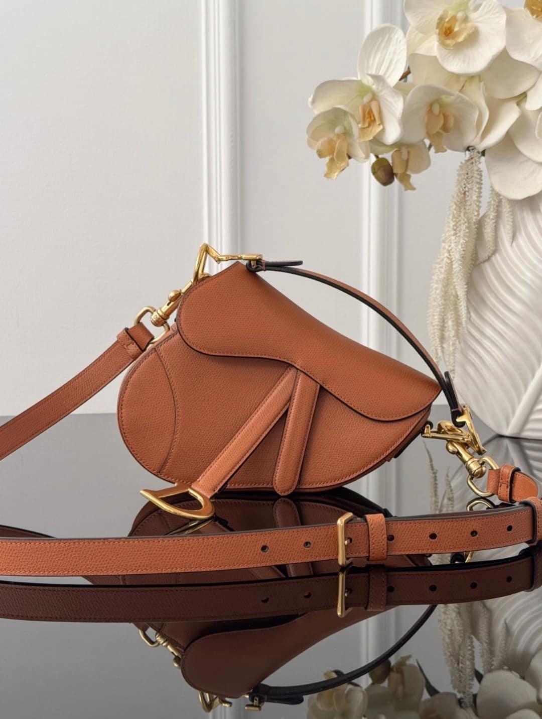 Saddle - Small Golden Brown