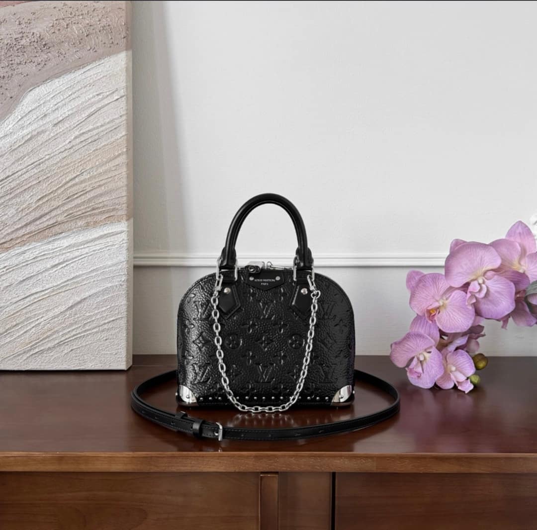 Alma Trunk - Black